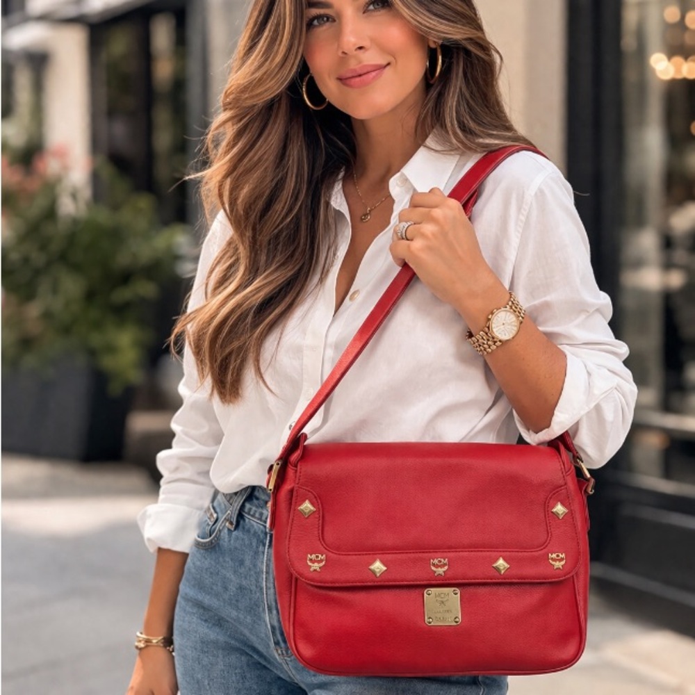 MCM (MICHEAL CORMER MILAN) AUTHENTIC RED LEATHER BAG
